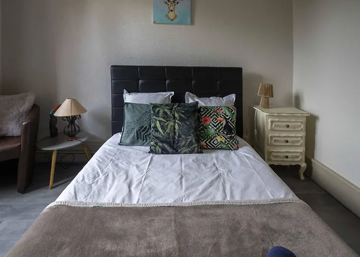 Les Remparts - Parking Apartamento *